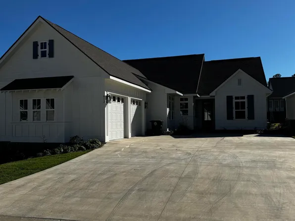 304 Cuban Lily Dr, Fairhope, AL 36532