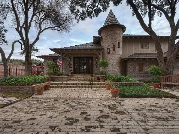 5314 Greenbriar Dr, Corpus Christi, TX 78413