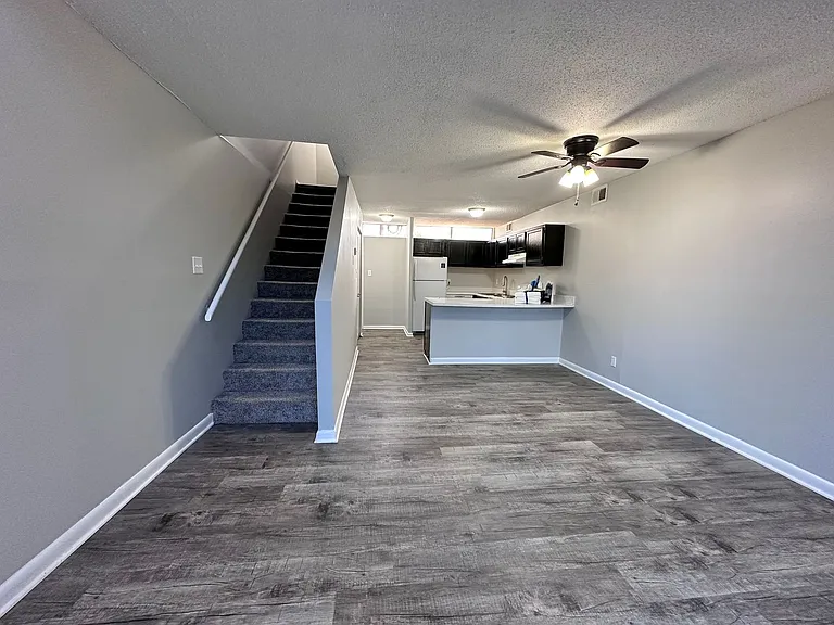 The Hammond Apartments — Photo 44