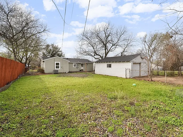 2655 Larry Dr — Photo 25
