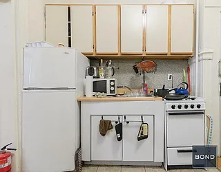 Rented by Bond New York