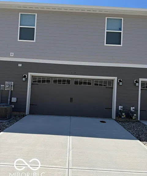 1799 Trinity Ln — Photo 23