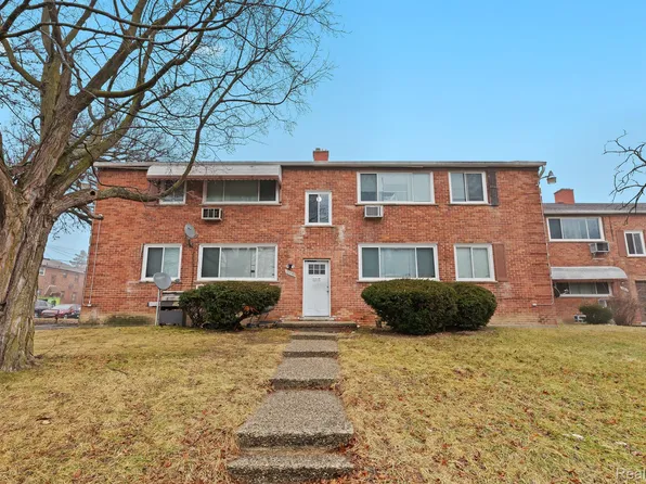 12880 Dolphin St, Detroit, MI 48223