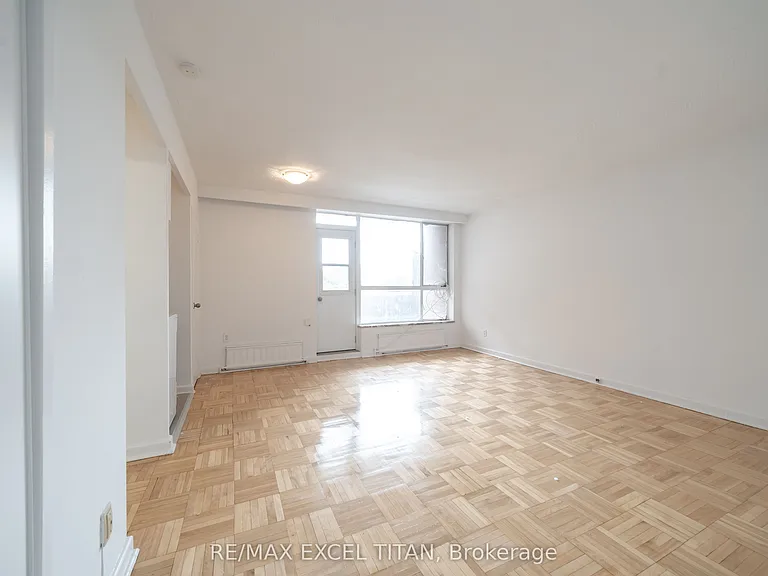 165 Cosburn Ave #301 — Photo 3