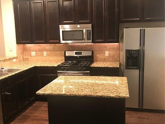 4th image of 1116 Salem Park Ct