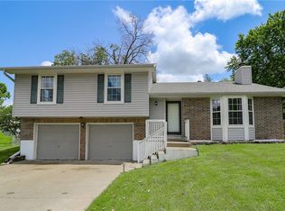 1227 Cheatham Ct, Warrensburg, MO 64093