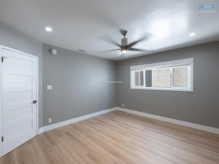 14857 Hartsook St #6 — Photo 5