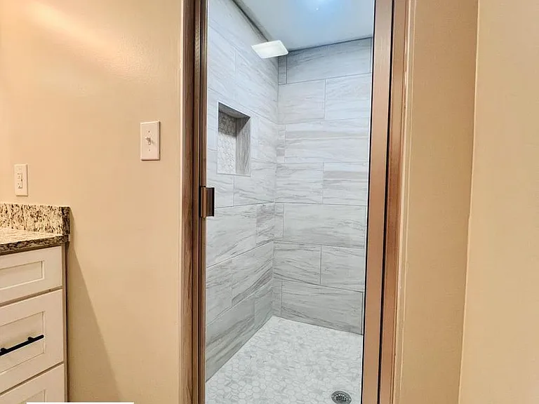 314 Park Ave #B — Photo 9