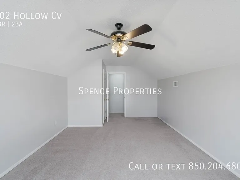 102 Hollow Cv — Photo 29