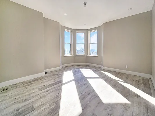 Rented by Ideal Properties Group | media 1