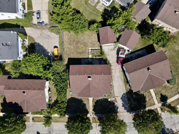 9160 North Joyce AVENUE, Milwaukee, WI 53224