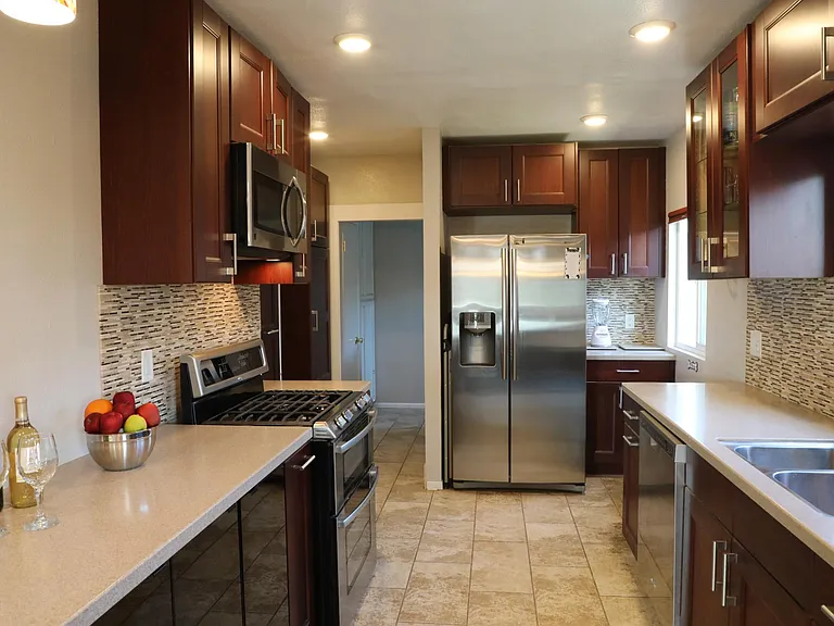 3657 Texas St — Photo 5