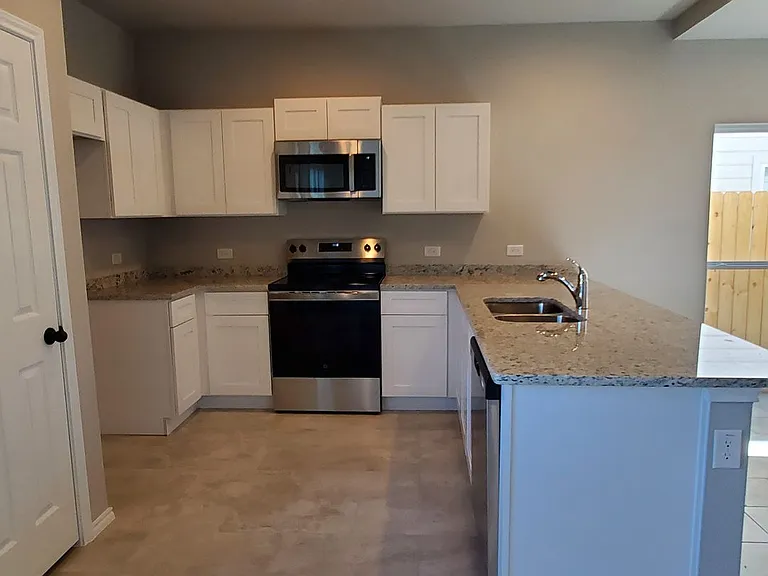 8607 Valentina Way #102 — Photo 9