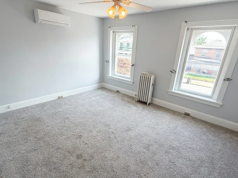 312 E 3rd St #1 — Photo 11