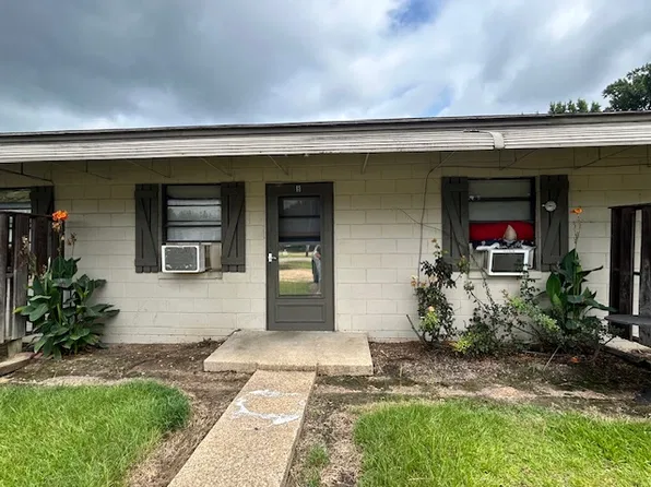 67 Jess Lyons Rd #B, Columbus, MS 39705