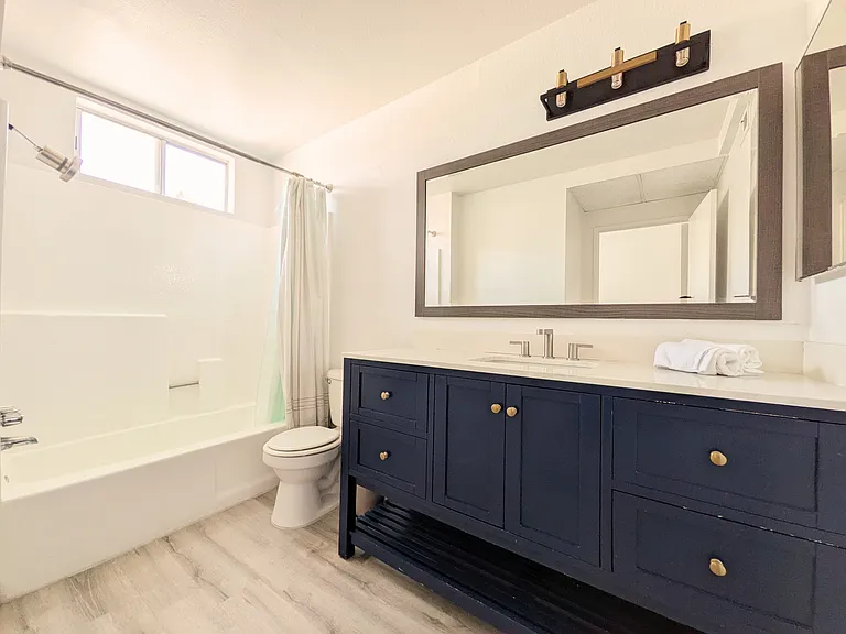 2452 S Centinela Ave #4 — Photo 14