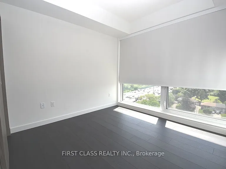 25 McMahon Dr #1707 — Photo 16