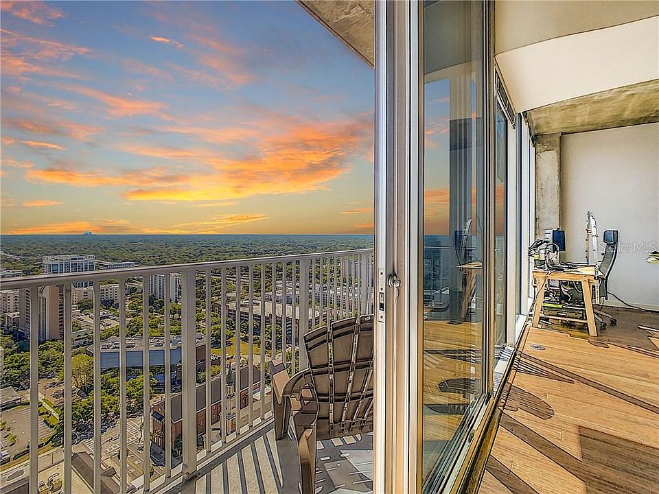 1st image of 155 Court Ave #2713
