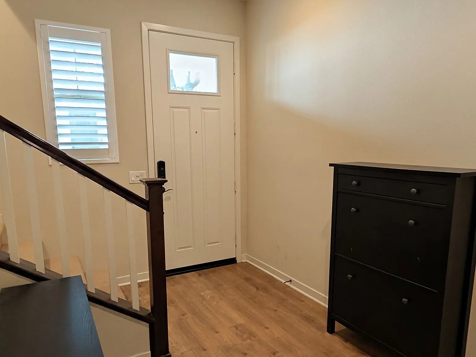 2 bed, 2.5 bath, 1548 sqft, $4,100 — Photo 2