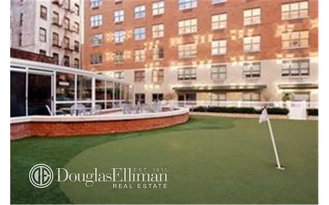 Sold by Douglas Elliman | media 18