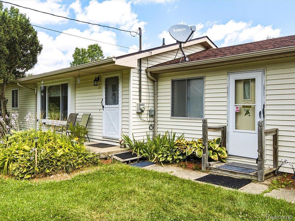 3384 Quain Rd, photo 5