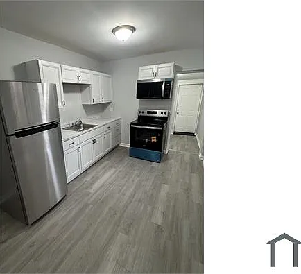 123 N Dupont St