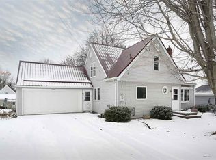 W7887 Mason St, Hortonville, WI 54944