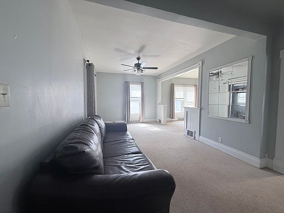 5th image of 505 Main St