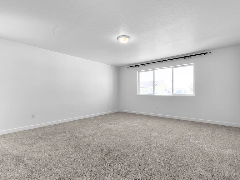 1877 E Chukar Dr — Photo 15