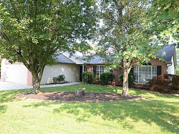 2nd image of 5800 Shelley Dr
