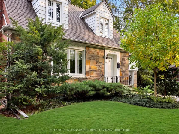 145 Brentwood Rd N, Toronto, ON M8X 2C8