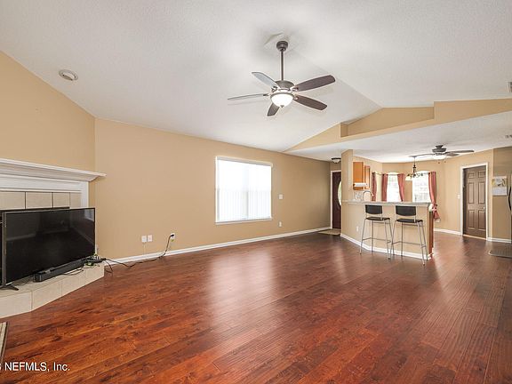 5th image of 1652 TEABERRY Drive