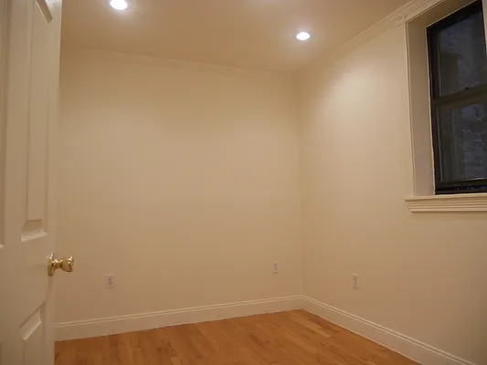 Rented by JMK Realty | media 16