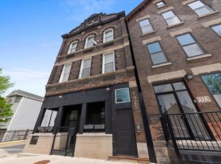 1925 S May St #1R, Chicago, IL 60608