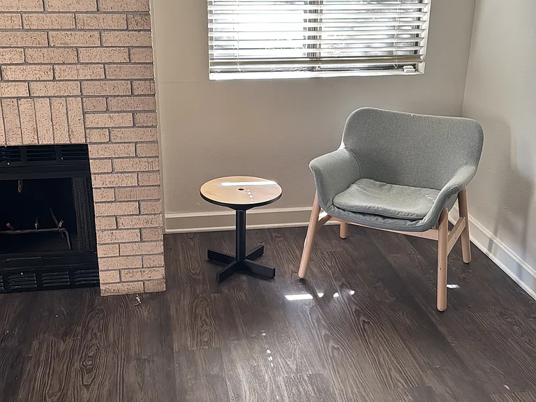 2633 McCart Ave — Photo 7