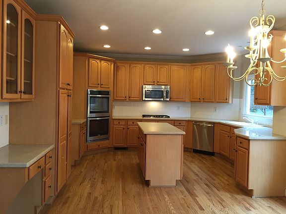 New Stainless Whirlpool appl