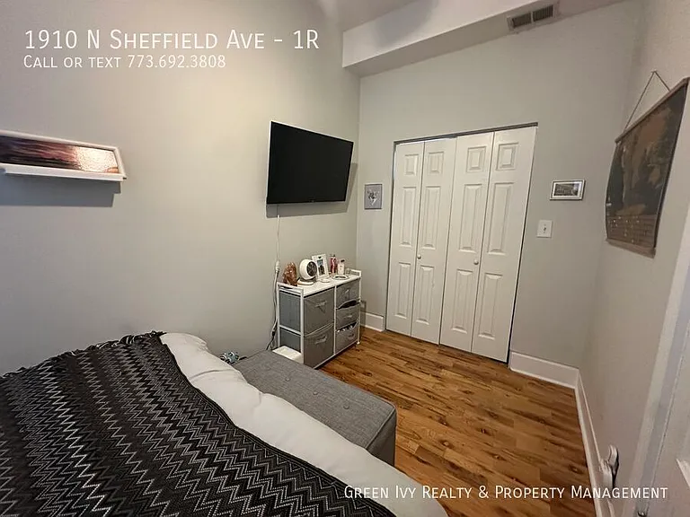 1910 N Sheffield Ave #1R — Photo 7