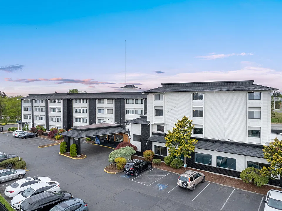 Thea Apartments - Exterior (2)