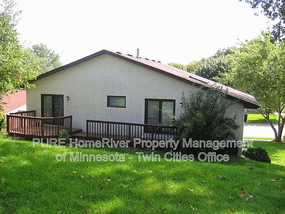 5th image of 3106 Innsbruck Dr
