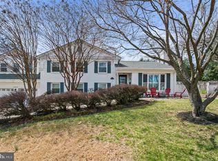 2414 Lexington Rd, Falls Church, VA 22043