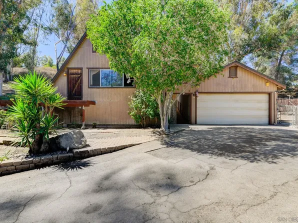 11618 Johnson Lake Rd, Lakeside, CA 92040