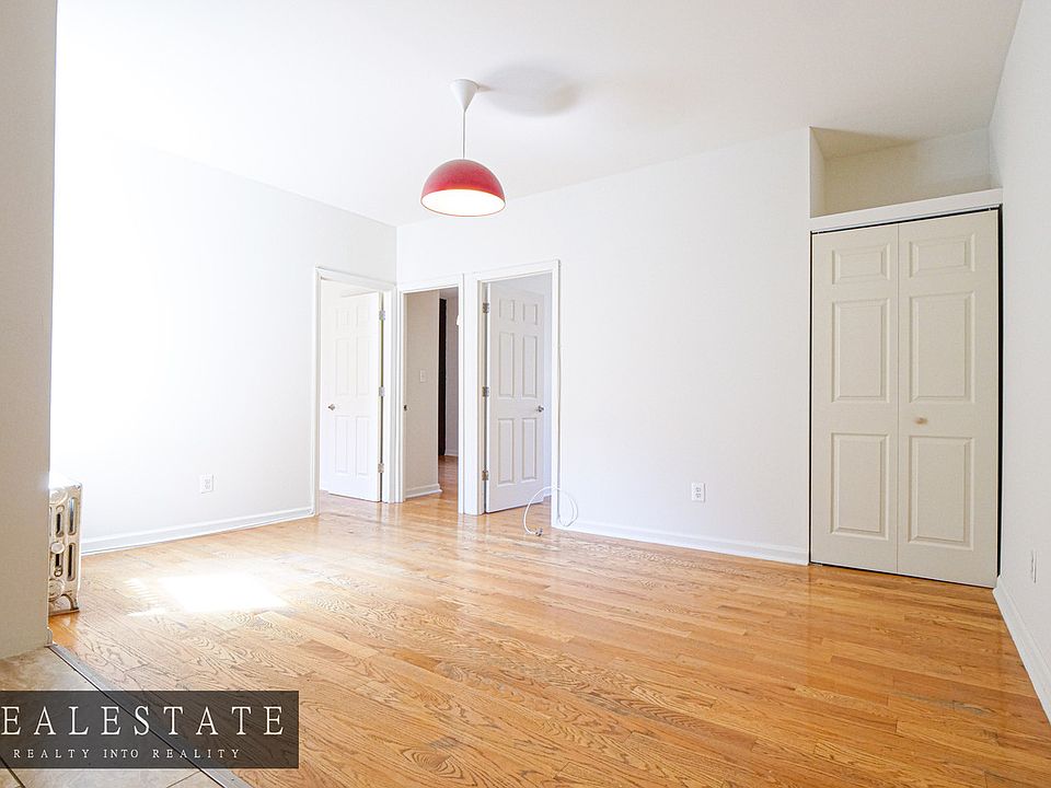 1st image of 256 Pacific St APT 17