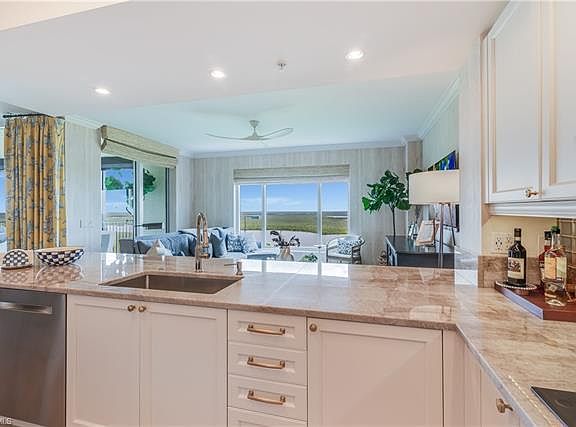 5th image of 1050 Borghese Ln APT 1703