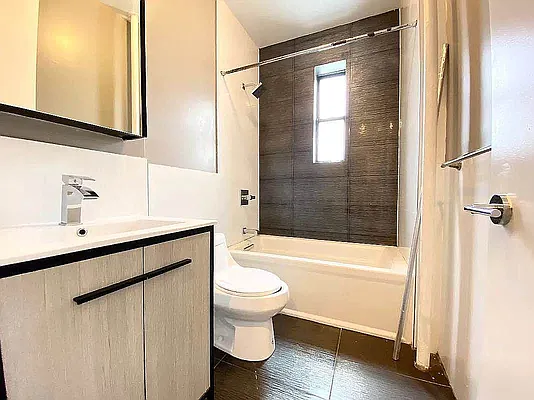 Rented by Bruma Realty LLC | media 3