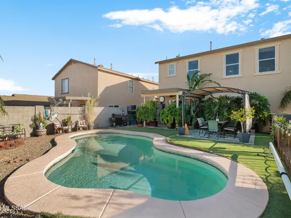 1122 W Camino Hombre Viejo, Sahuarita, AZ 85629