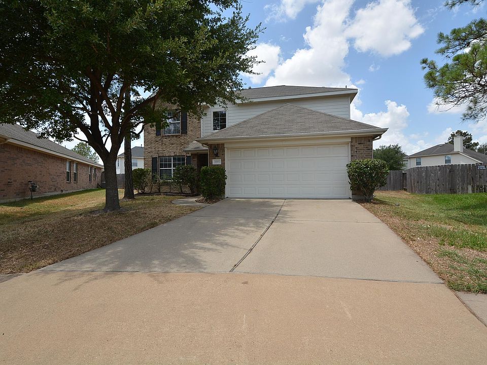 1st image of 1915 Palmetto Park Ct