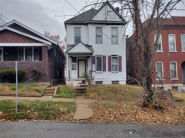 835 McLaran Ave, Saint Louis, MO 63147