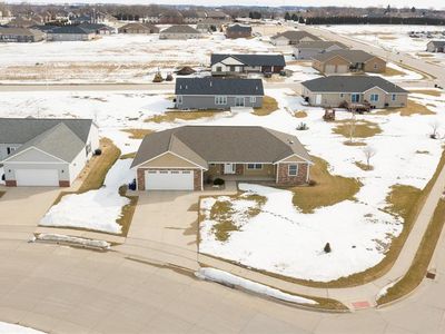 1125 11th St SW, Dyersville, IA, 52040