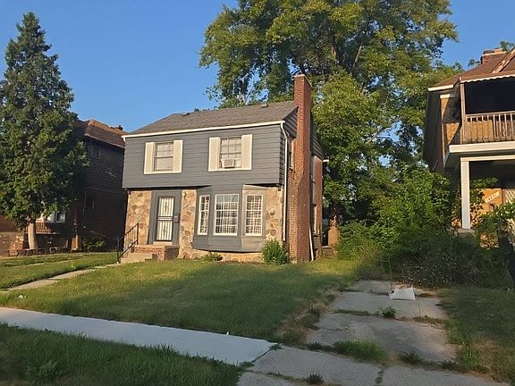 2nd image of 14821 Strathmoor St