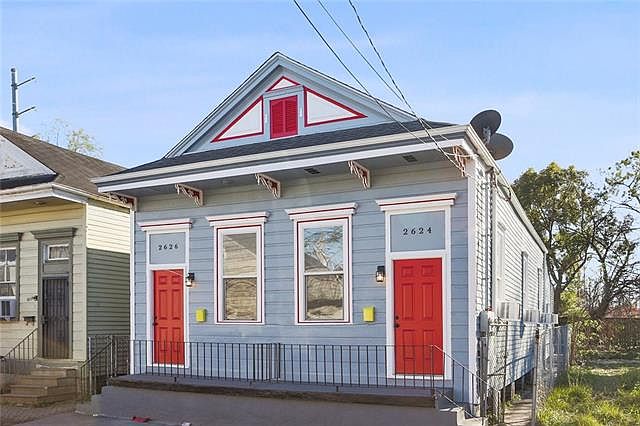 1st image of 2624 Marais St